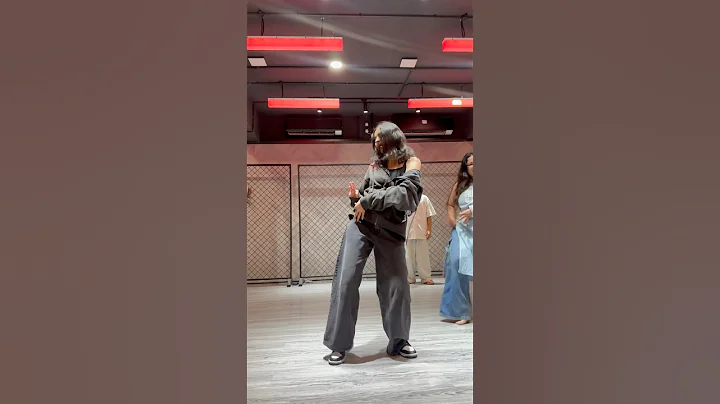 Sahiba dance 🩶 #Sahiba #DanceShorts #DanceCover #YouTubeShorts #Shorts #TrendingShorts #ViralShorts thumbnail