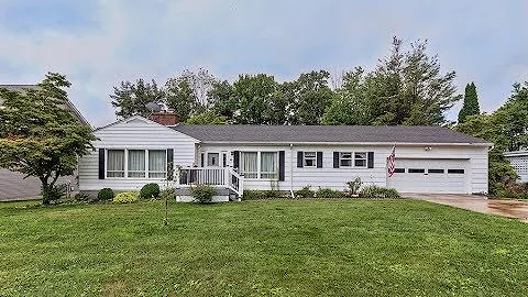 *SOLD* 40 Idlewood Dr., Dallas, PA 18612 | Lewith & Freeman Real Estate