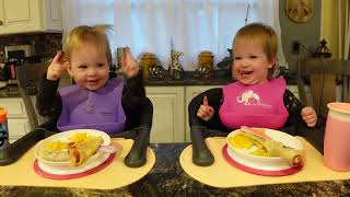 Twins try crepes