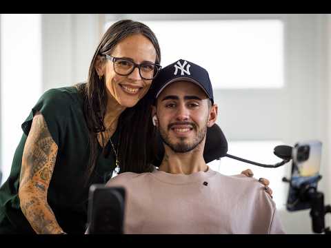A 15-foot monitor fell on him: Adrián Ventura seeks innovative treatment in Mexico