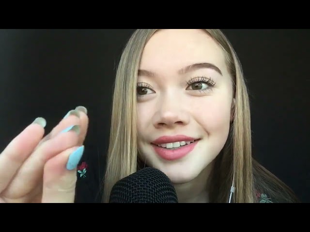ASMR BLOWING KISSES+TONGUE CLICKING (HAND MOVEMENTS)