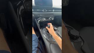 How To Drive A Manual Transmission Car In 1 Minute!