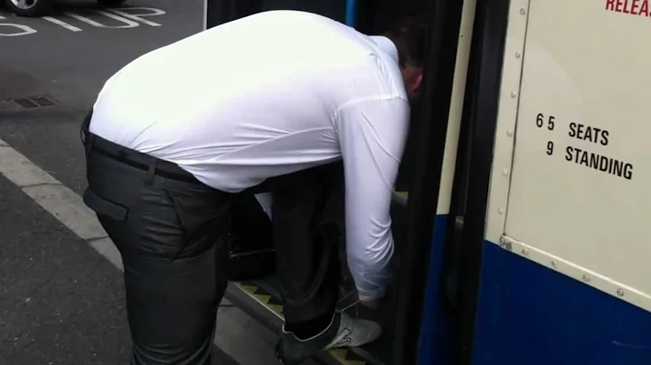 Shoelace Tying - Mark Hagan Style