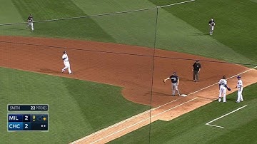 MIL@CHC: Segura catches a fly ball, doubles off Rizzo