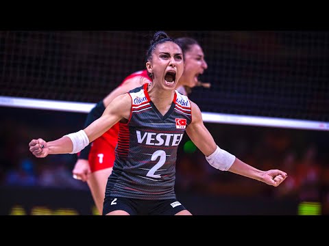 Fastest Volleyball Libero in the World !!! Simge Akoz | Crazy Saves