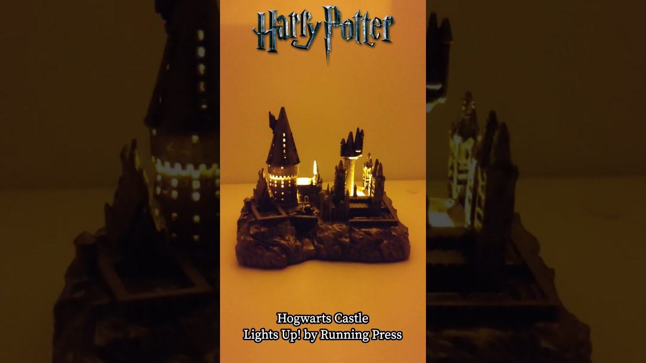 Harry Potter Hogwarts Castle Lights Up By Running Press