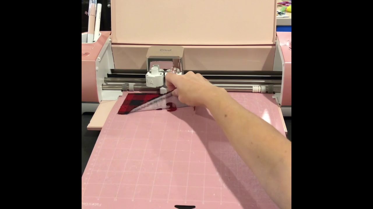 Tutorial: Cutting Heat-N-Bond Adhered Fabric with the Cricut - Sew Woodsy