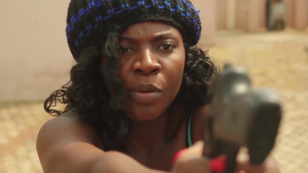 Fone Stealer-Esi Piiwaa and Akoto Comedy