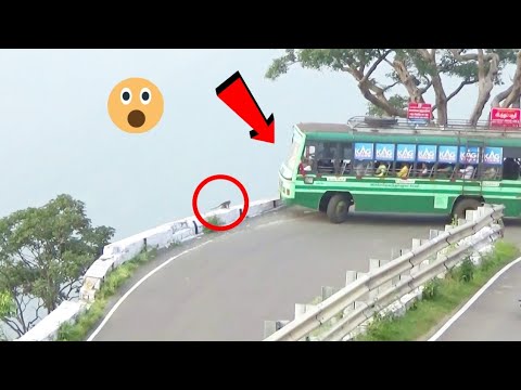 TN Govt Buses Edge Of Turning and Moneky Suddenly Crossing On Hairpin bend at Kolli Hills