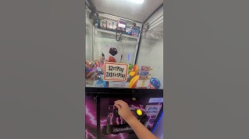 Football crane Football Claw Machine fail #toyclawcranegamemachine #arcadegame #clawmachine #viral
