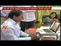 KCR invites Sri Sri Ravi Shankar For Ayutha Chandi Yaagam through Skype