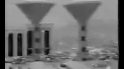 شيخ القراء فضيلة الشيخ محمود خليل الحصري. تلاوة مرئية رائعة جدا ونادرة من مسجد نمرة. عام 1958 م