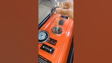 Great DIY Idea with a Bottle and Straw for Pumping Fuel #diy #ideas #tips #tricks