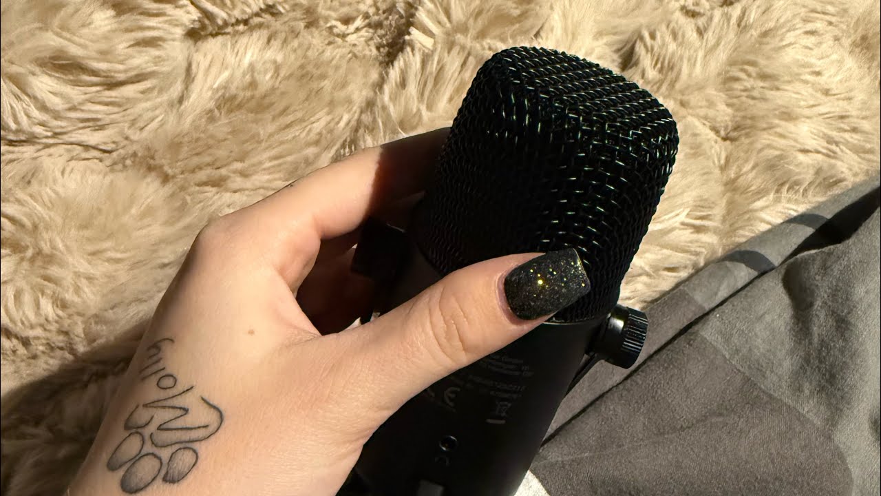 ASMR (Tapping,scratching,liquid sounds and more) German