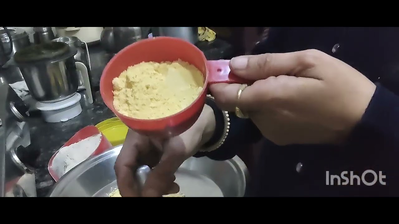 Sardi ki jaan makke ki roti aur serso ka saag