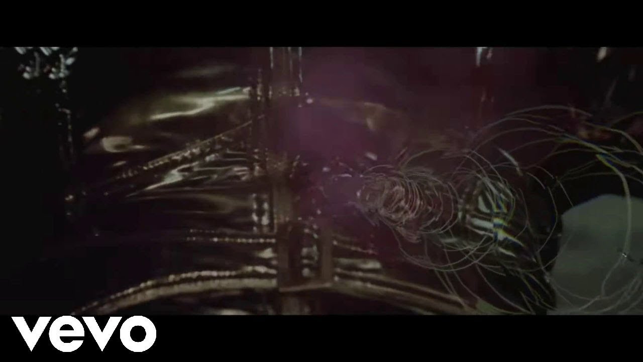 Lady Gaga - Bloody Mary (Leav3l8ke Remix) | The Matrix - YouTube