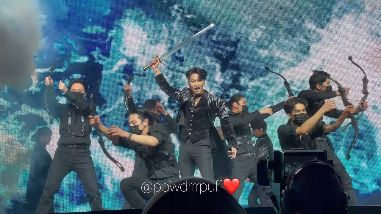 220124 - FANCAM - Wonderland (Symphony No. 9) - ATEEZ 에이티즈 - Newark - 4K 직캠