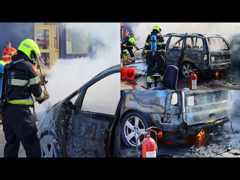 Twee auto's gaan in vlammen op bij Bazaar Beverwijk | 29/03/2022