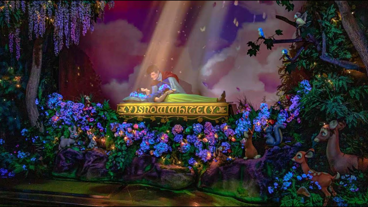 3点　wdcc 白雪姫　Disney Enchanted Places Walt Disney Classics Enchanted Places Seven Dwarfs Cottage