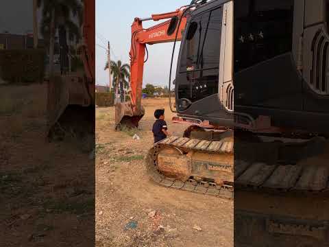 แมคโครล้อคอีกแล้ว #เคนจิ #รถแม็คโคร #รถขุดดิน #รถตักดิน