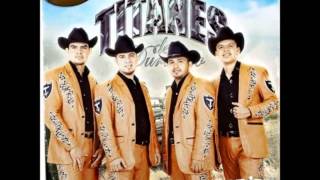 Video thumbnail of "Los Titanes De Durango - Camaron Caramelo"