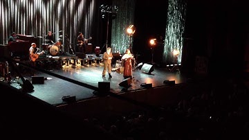 k.d. lang & Jane Siberry - Calling All Angels.MOV