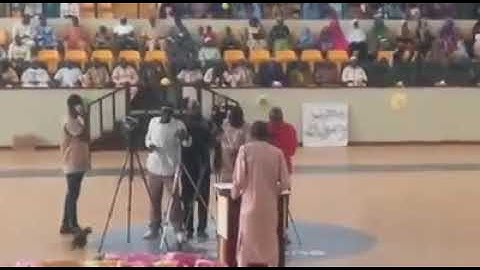 القارئ: سعيد ابن الحسن دابو إفتتاح الحافلة بصوت رائع جدا 😍 saïdou iben Hassane dabo