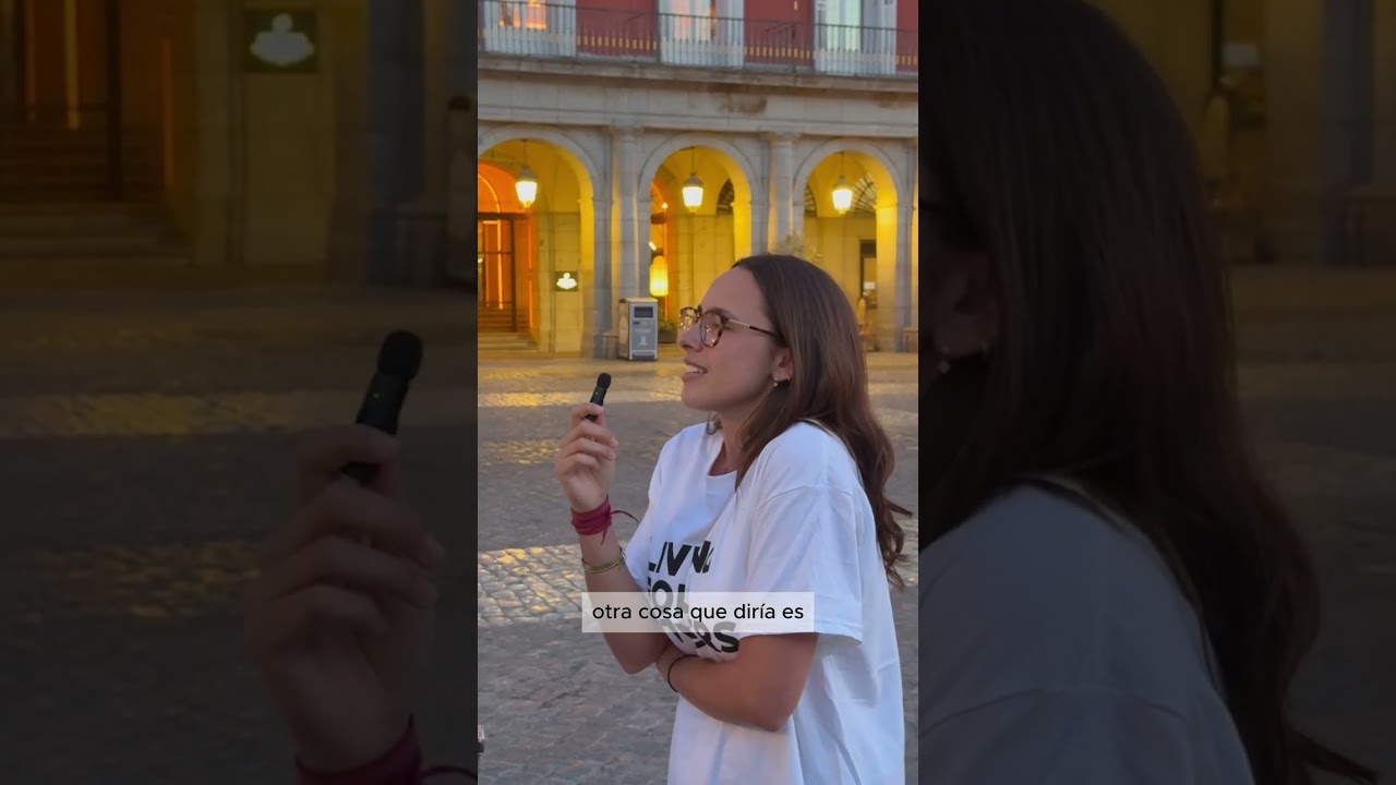 Mónica