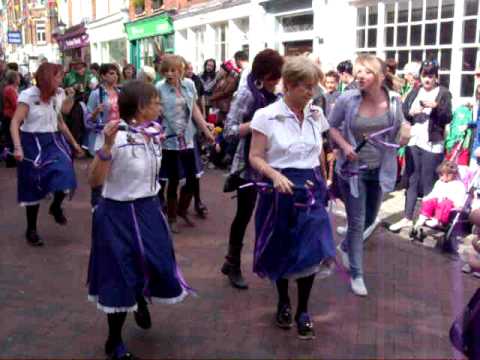 Rochester Sweeps 2010 Local girls join in Marling Morris (2).AVI