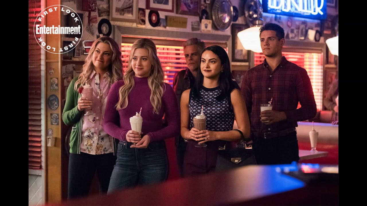 First look at 'Riverdale' time jump