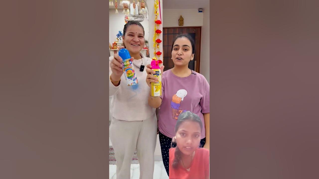 holi color reaction