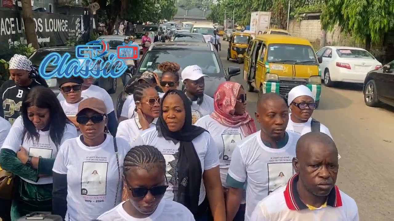 WATCH HOW ACTRESS ADEMOLA ALLWELL WAS LAID TO REST 
