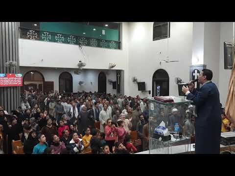 القس المرنم ملاك عزت العمدة فالح في الكنيسة الرسولية بالعزية أسيوط ابو العز معززني نهضة نوفمبر 2021