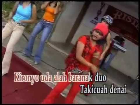 Download lagu Goyang Maut 2015"Takicuah Rika" Goyang Maut 2015"Takicuah Rika"