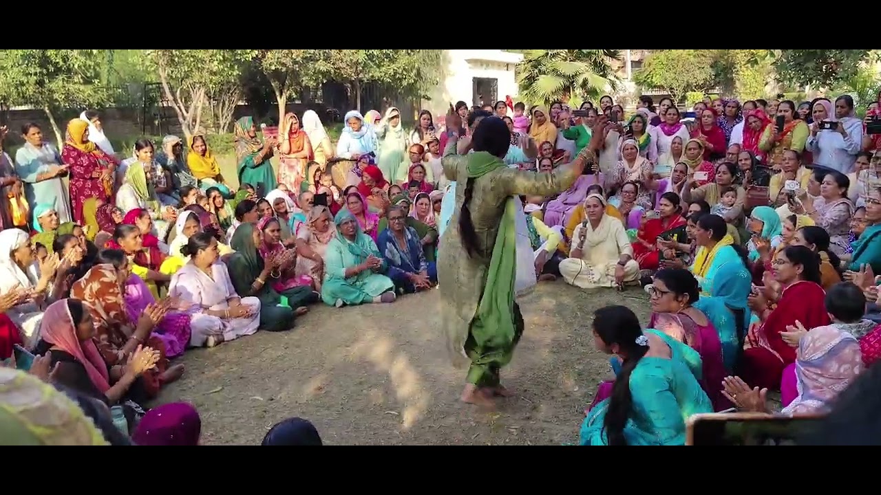 ऐ मेरे राजा की गिलाशी मैं रात माज क सोई#हरियाणवी#डांस#हरियाणवी फागण मस्ती।।