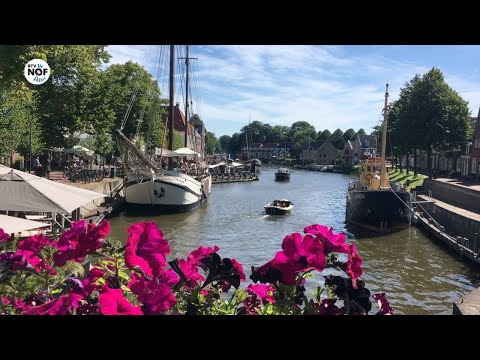 Toeristen weten de weg naar Dokkum goed te vinden