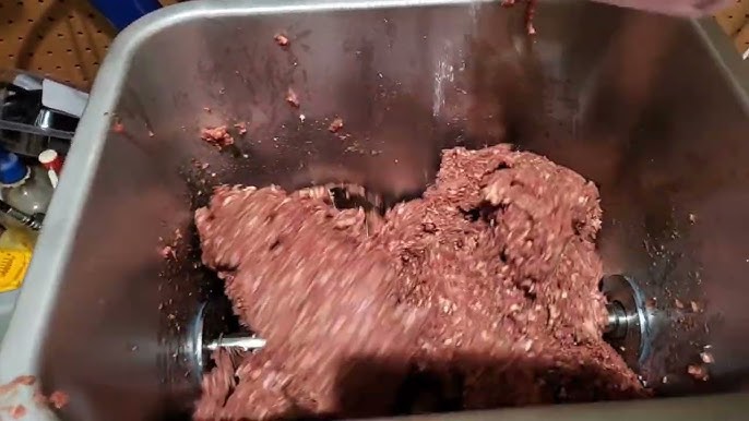 Clivia Electric Tilt Tank Meat Mixer 15L 30lbs Meat Sausage Mixing Machine