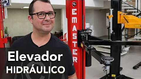 Como é o funcionamento de um elevador hidráulico?