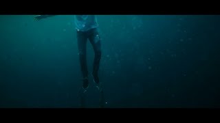 Miniatura de vídeo de "ALL FACES DOWN - Sink or swim (Official Video)"