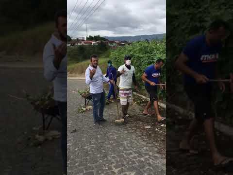 Vereador Nel de Manú dá apoio e acompanha serviços de limpeza na Chapadinha