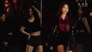 IU Black Out  Concert Live Clip @2017 Tour ‘Palette’