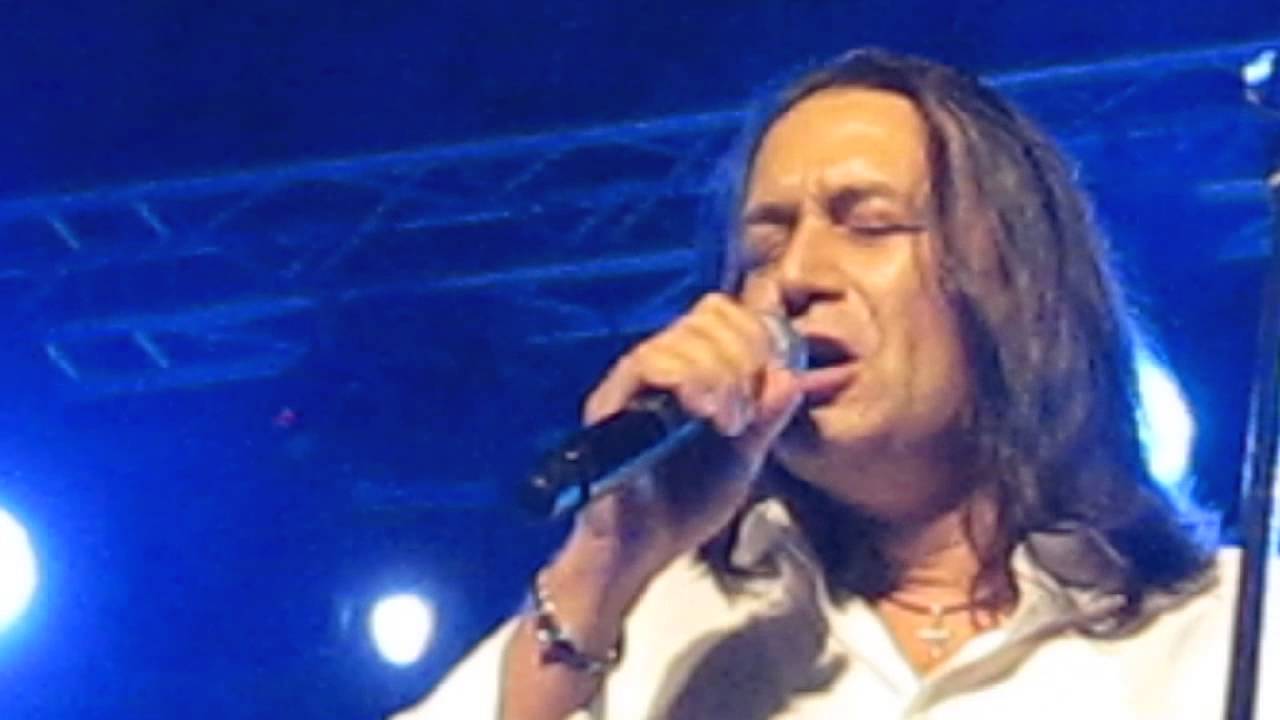 Κάτι Ελλάδες - Γιάννης Κότσιρας