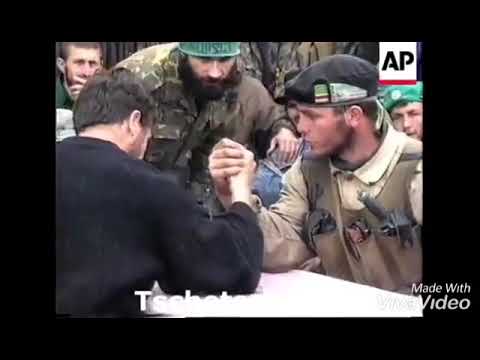 Шамиль басаев 2021. Ахмат кадыров и шамиль басаев. Басаев и кадыров. Шамиль басаев и кадыров. Кадыров масхадов басаев.