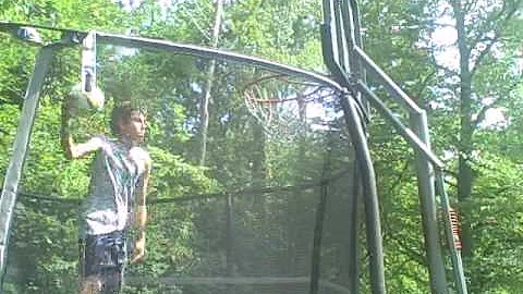 trampoline basketball(robby...