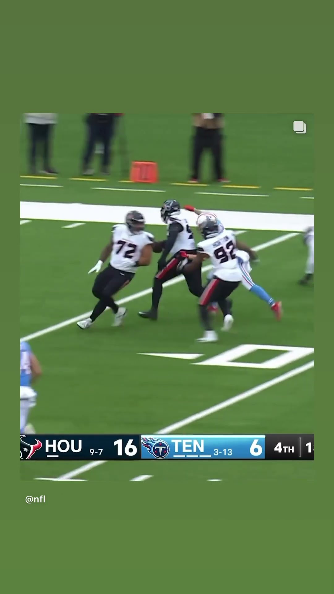 They fumbled #hoodnews #derekbarnett #texans #titans #football #NFL #omg #how #wow #sports #run #wtf