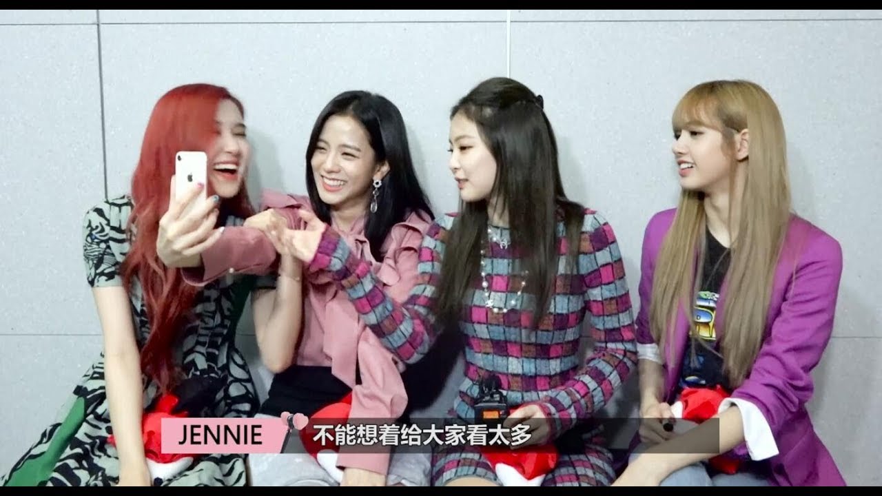 专访BLACKPINK：JISOO学习自拍 互评素颜最美成员
