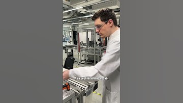 What does a work day in an automated lab at Henkel look like? 🧪