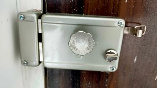 #EUROPA#installation#lock  दरवाजे का लॉक लगाने का सबसे आसान तरीकाdoor lock installation.8010NS