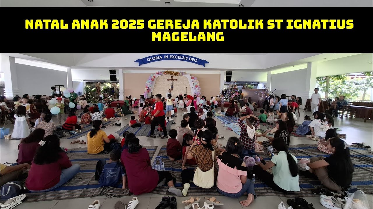 Axel di Natal anak Gereja St Ignatius Magelang 