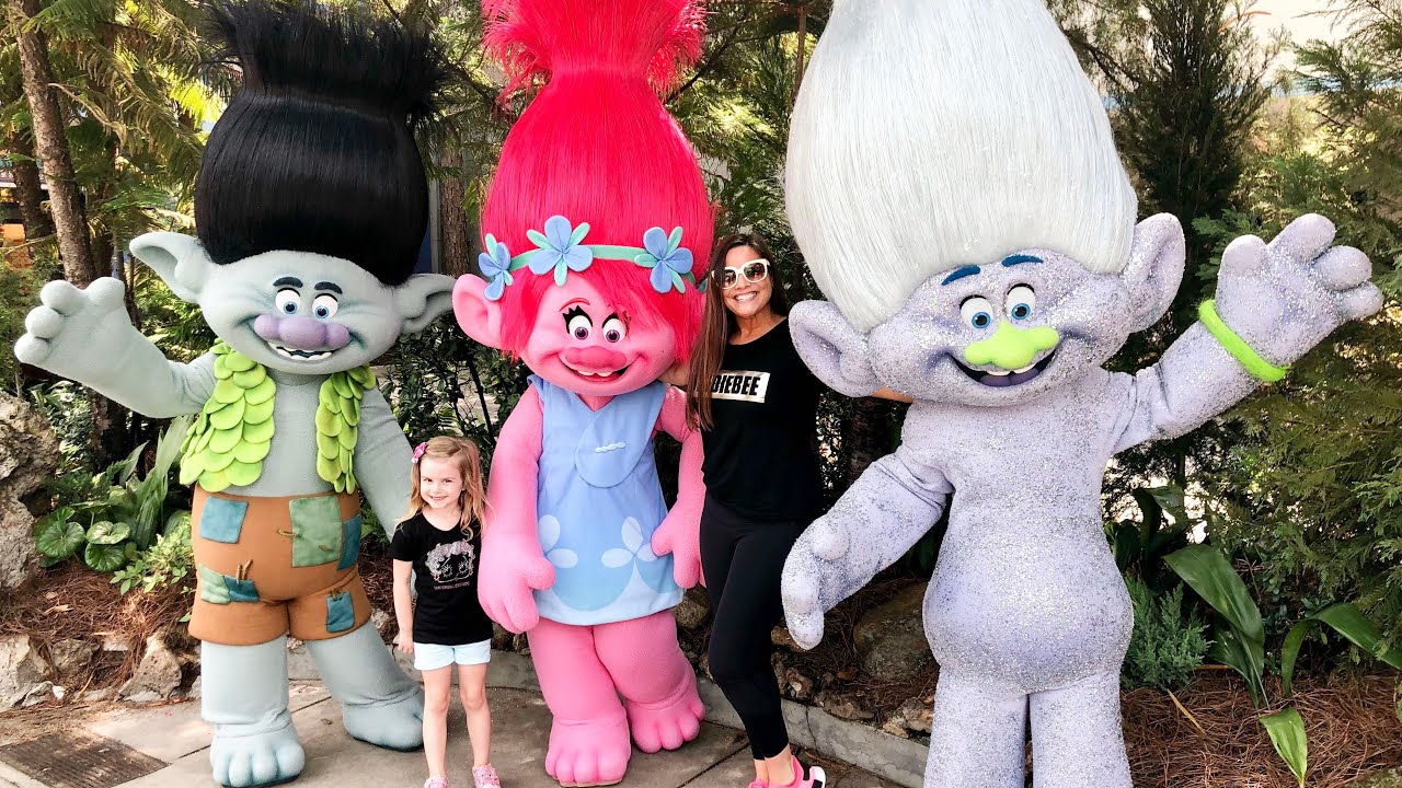 Trolls Guy Diamond TOOTING GLITTER at Universal Orlando YouTube